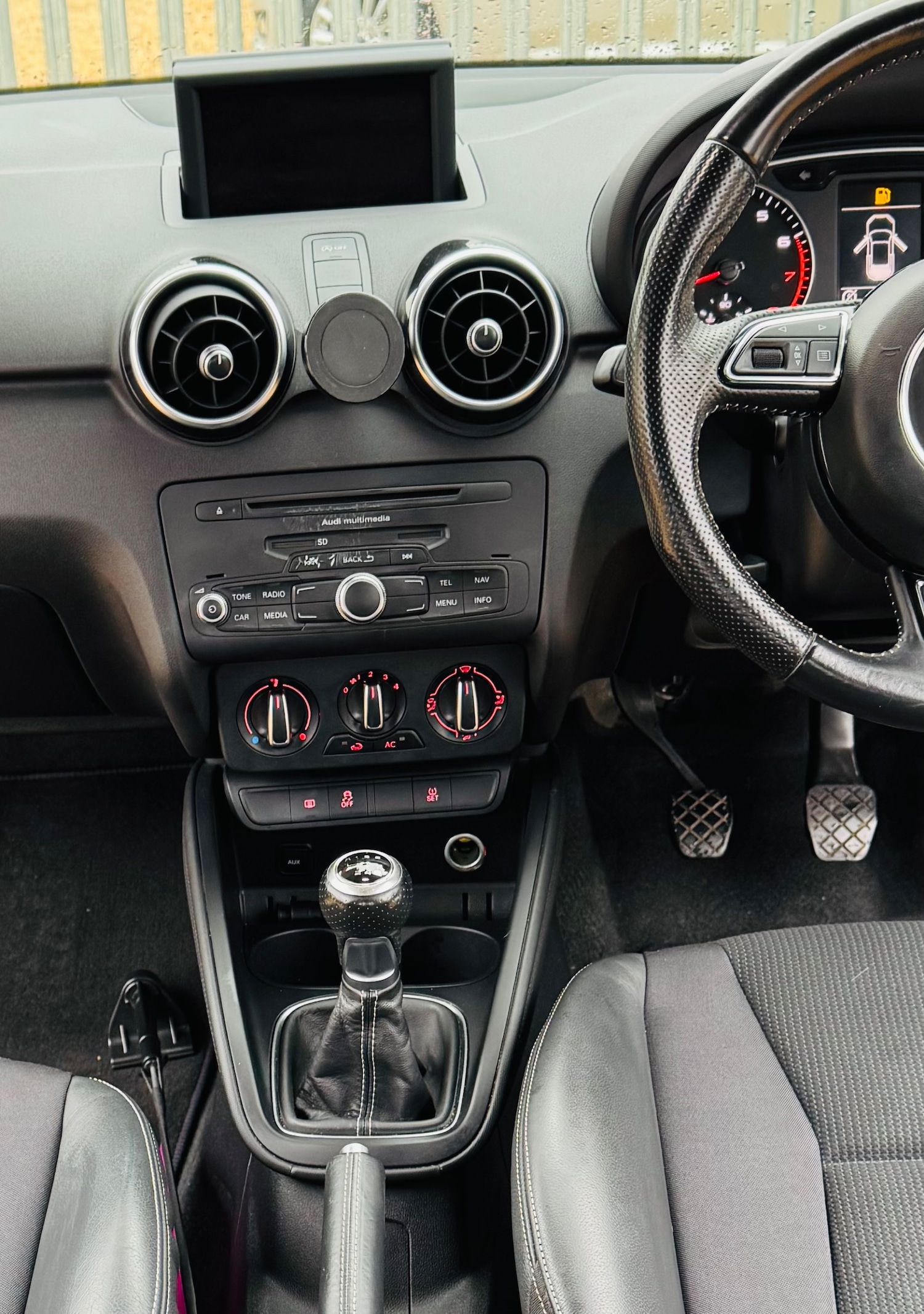 Used Audi A1 2014 for sale - 76972953: Photo 24