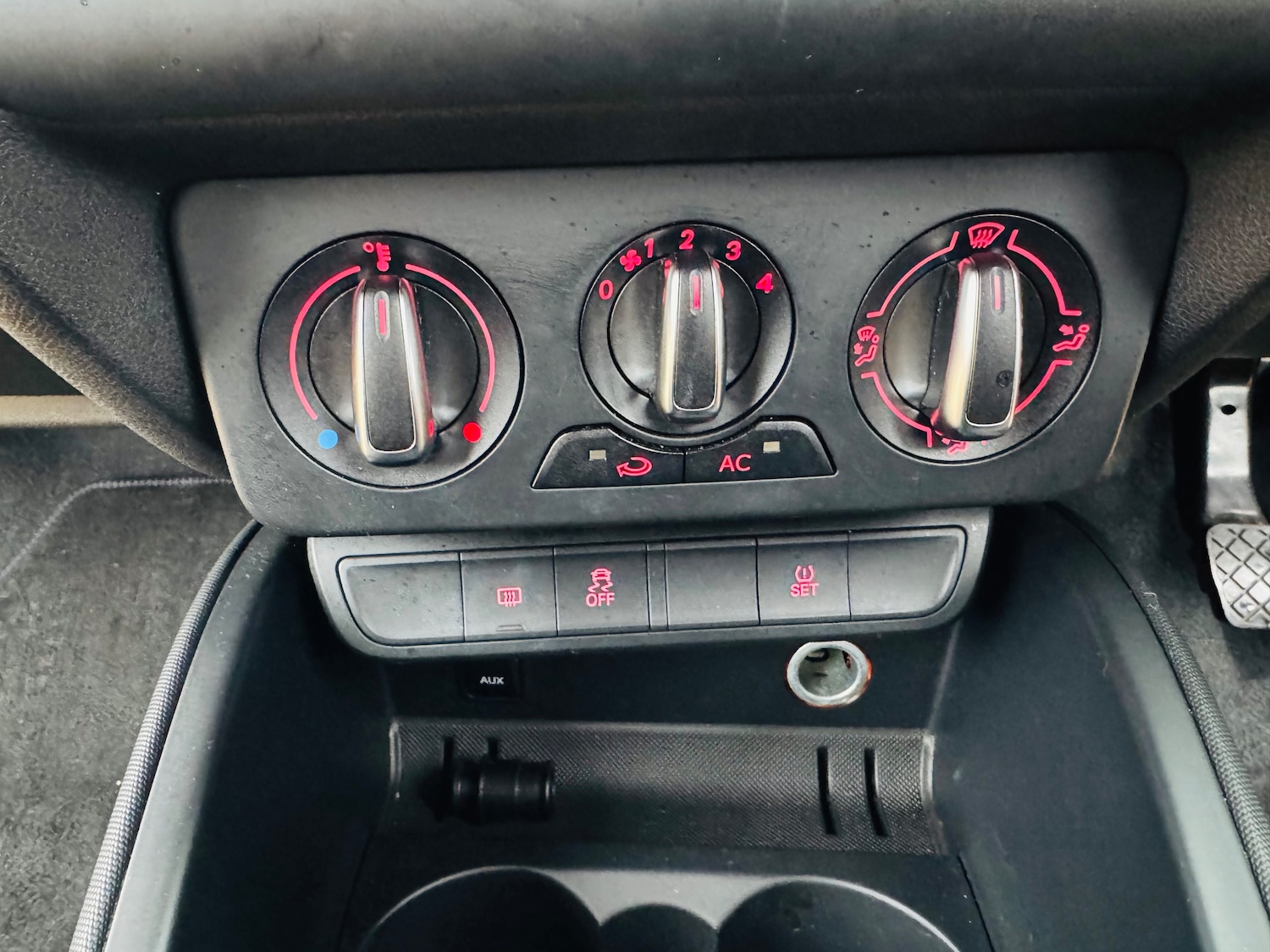 Used Audi A1 2014 for sale - 76972953: Photo 28