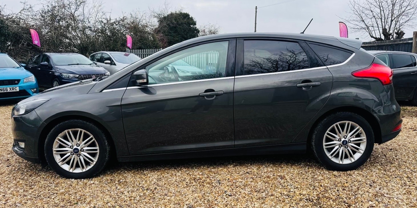 Used Ford Focus 2018 for sale - 77333278: Photo 3