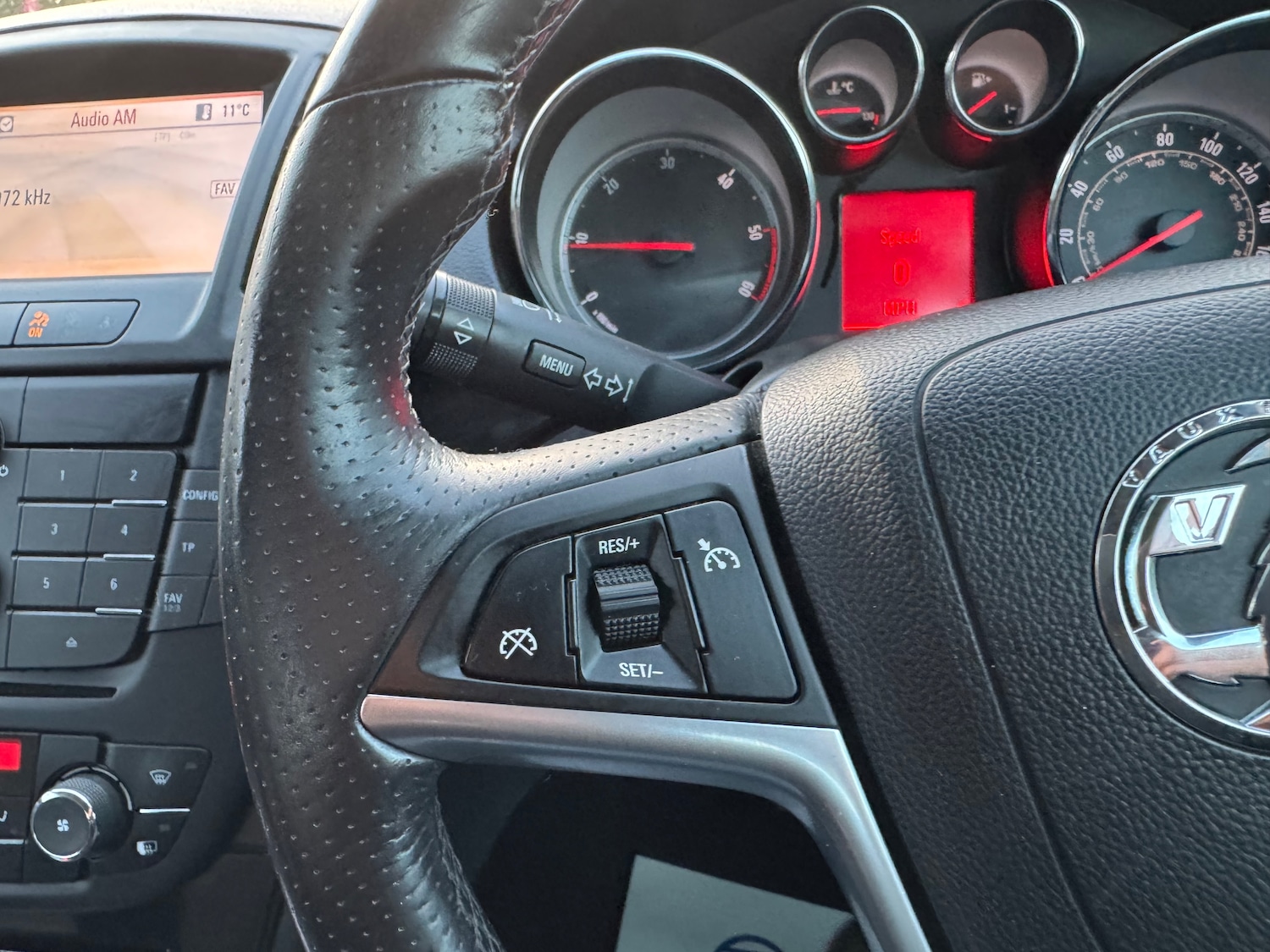 Used Vauxhall Insignia 2011 for sale - 77755918: Photo 16