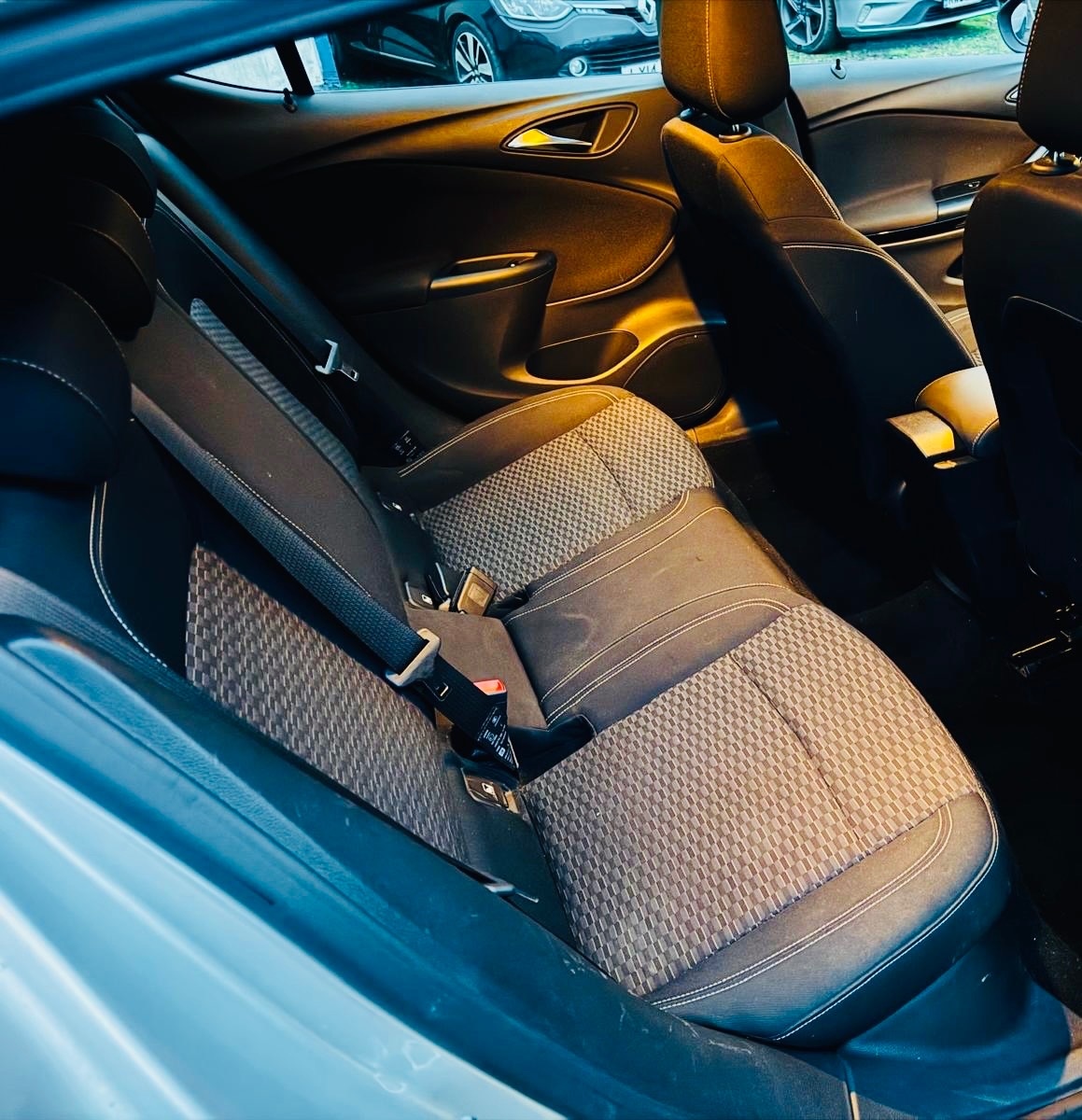 Used Vauxhall Astra 2017 for sale - 77333277: Photo 12