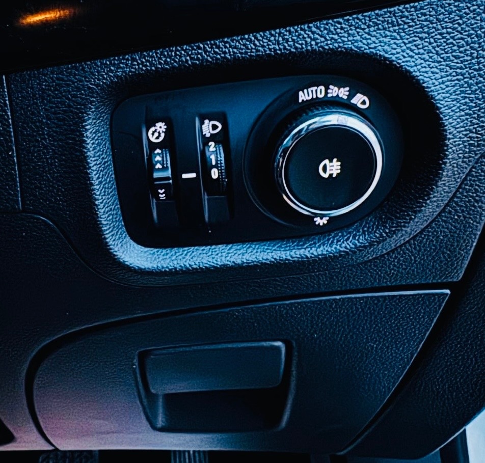 Used Vauxhall Astra 2017 for sale - 77333277: Photo 16