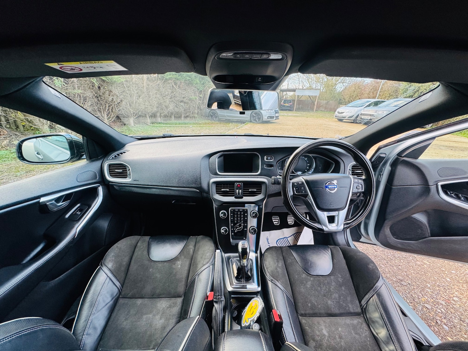 Used Volvo V40 2015 for sale - 77200844: Photo 21