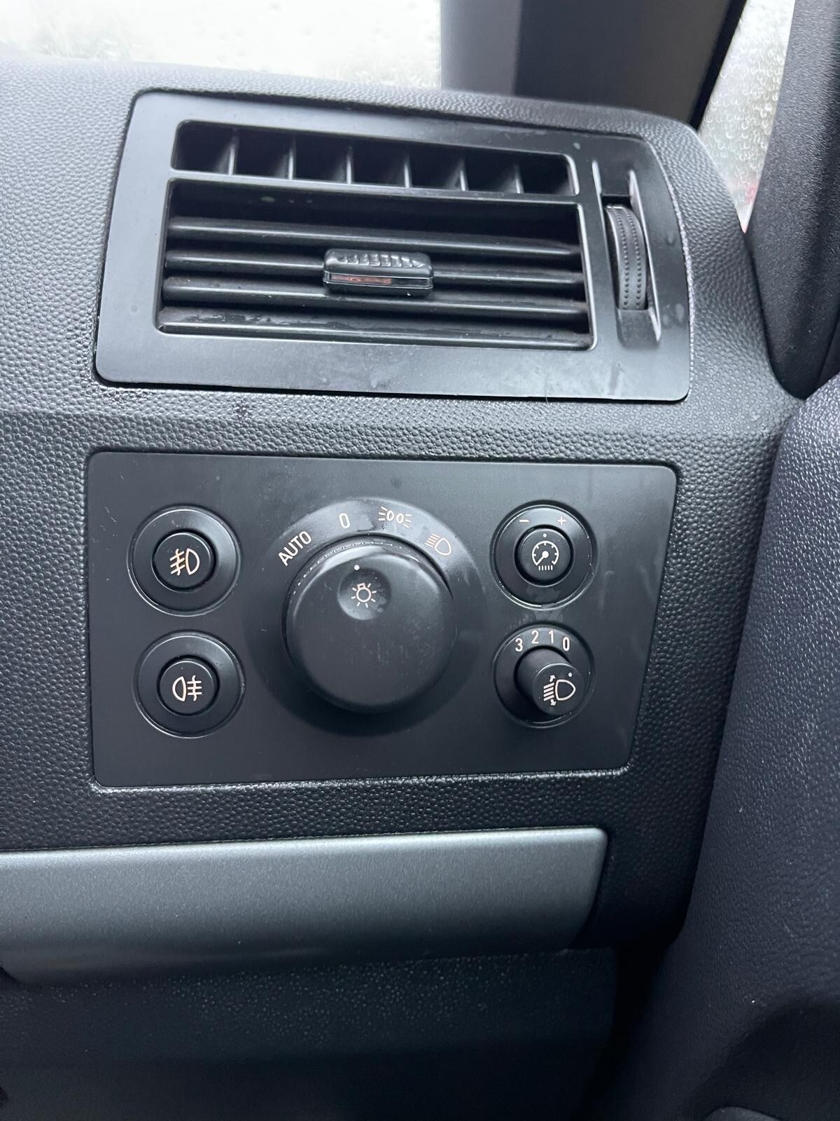 Used Vauxhall Zafira 2013 for sale - 77428288: Photo 24