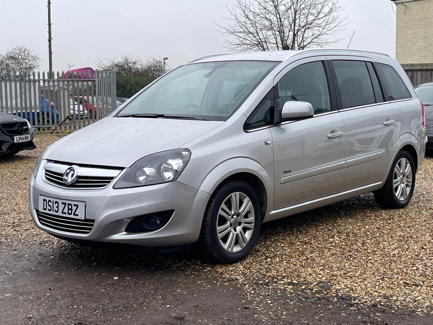 Used Vauxhall Zafira 2013 for sale - 77428288: Photo 4