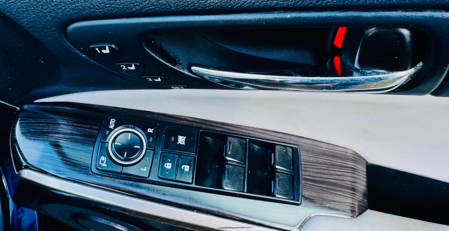 Used Lexus IS 2014 for sale - 77662621: Photo 41