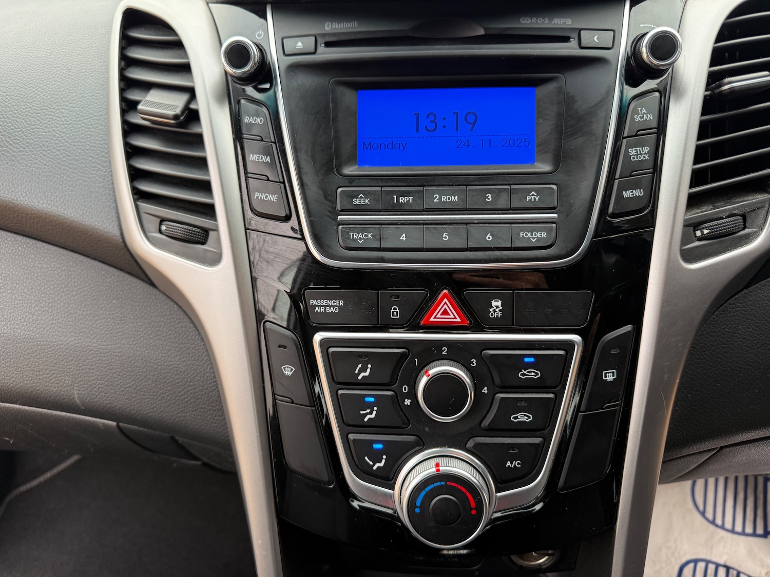 Used Hyundai i30 2016 for sale - 76972929: Photo 27