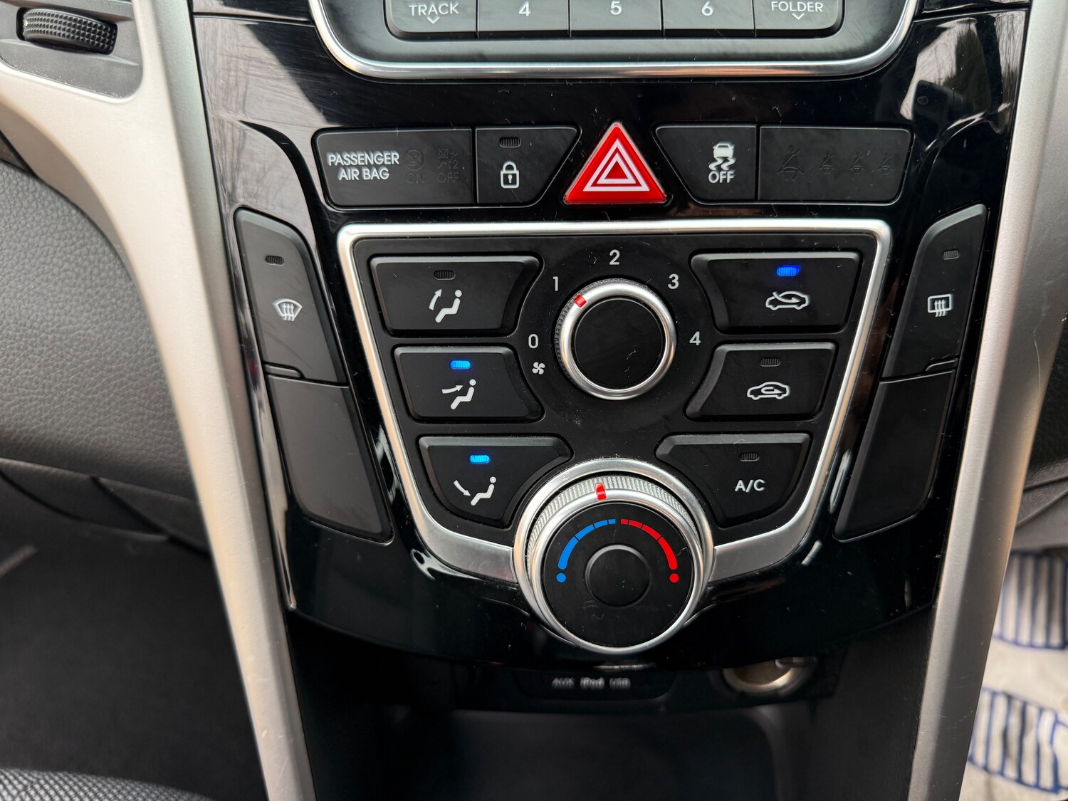 Used Hyundai i30 2016 for sale - 76972929: Photo 28