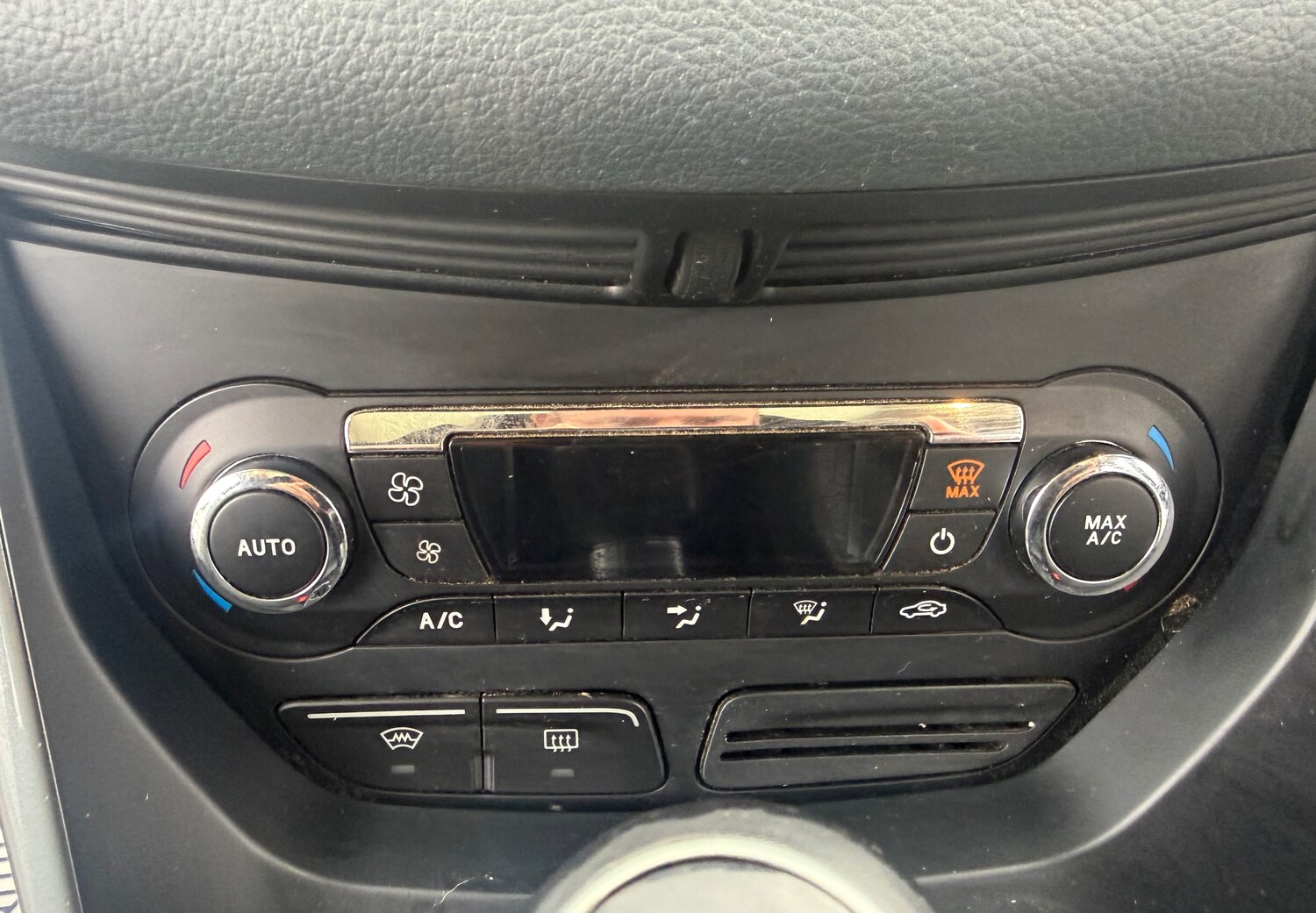 Used Ford C-Max 2015 for sale - 77648281: Photo 22