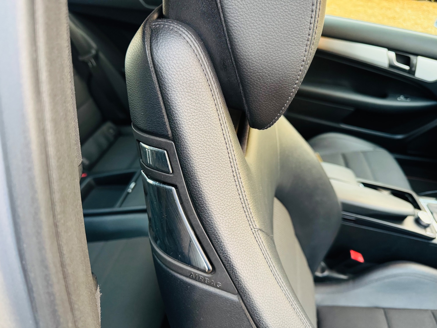 Used Mercedes-Benz C Class 2011 for sale - 76819698: Photo 16