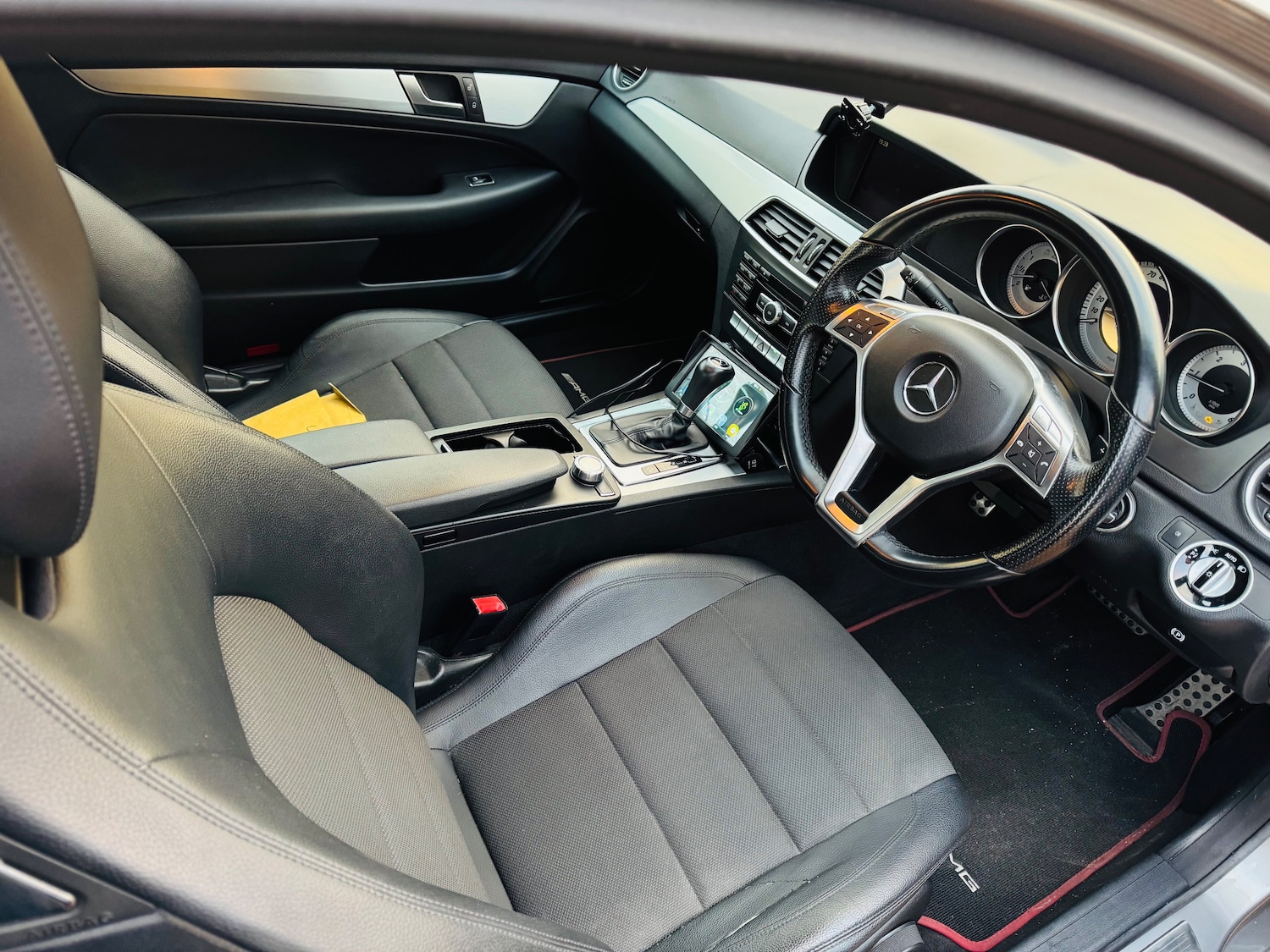 Used Mercedes-Benz C Class 2011 for sale - 76819698: Photo 17