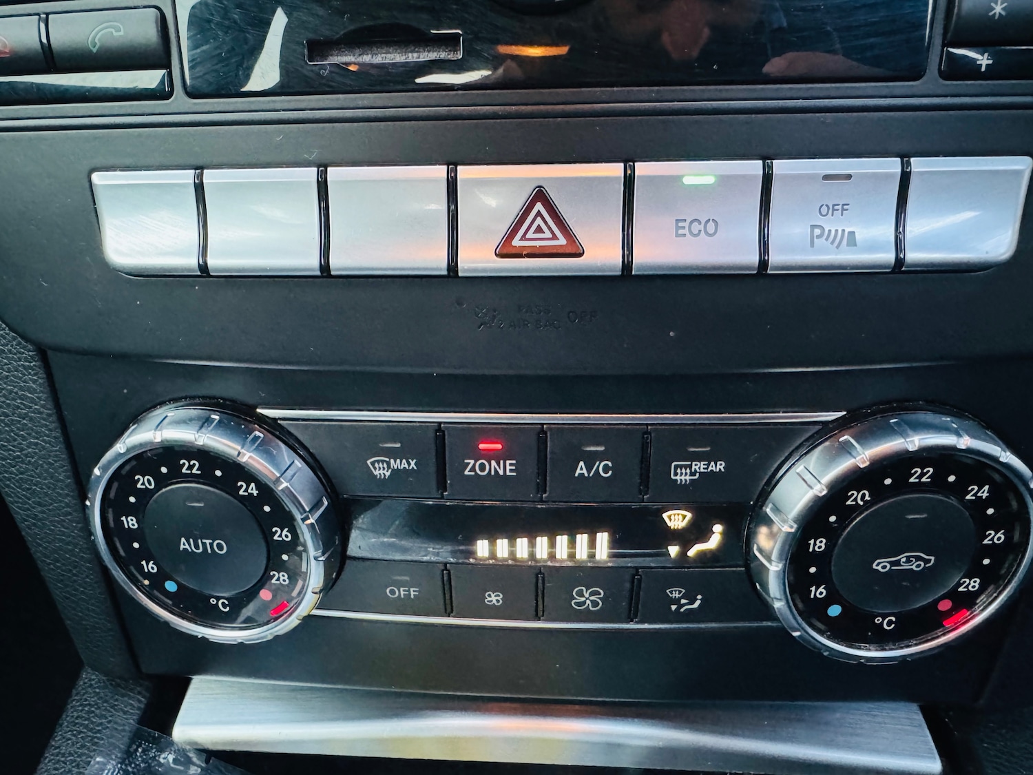 Used Mercedes-Benz C Class 2011 for sale - 76819698: Photo 35