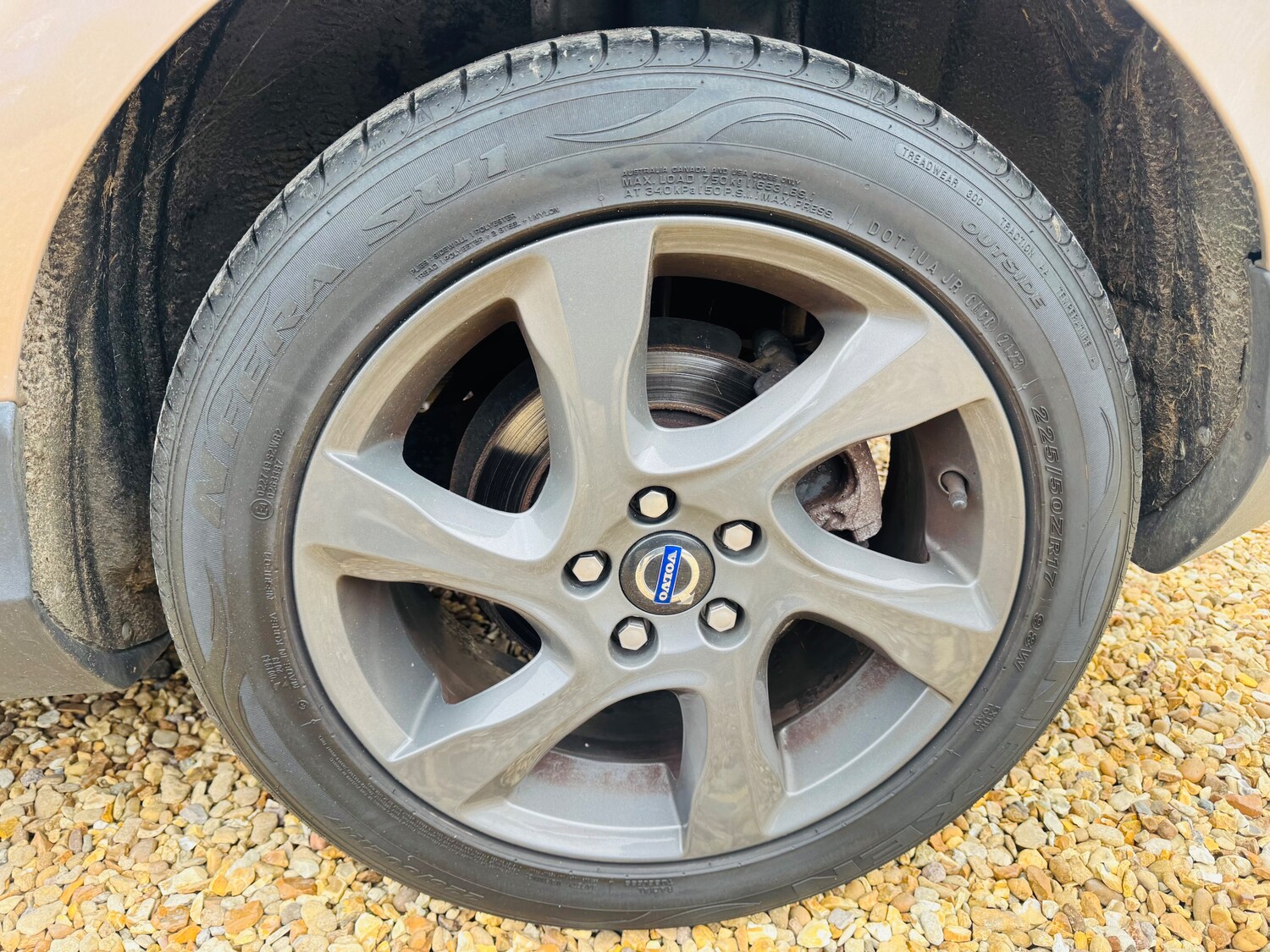 Used Volvo V40 2014 for sale - 77942203: Photo 23