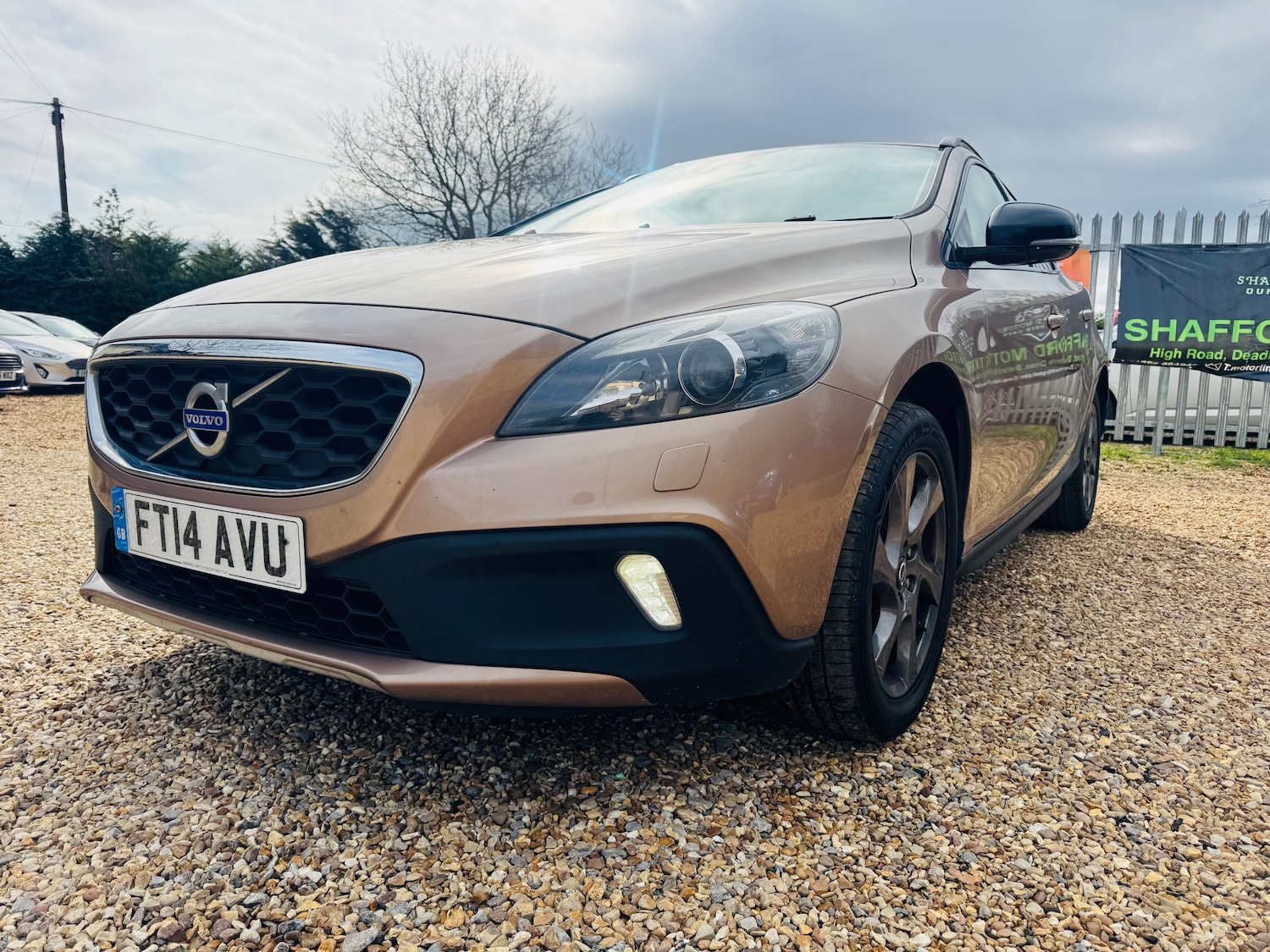 Used Volvo V40 2014 for sale - 77942203: Photo 5