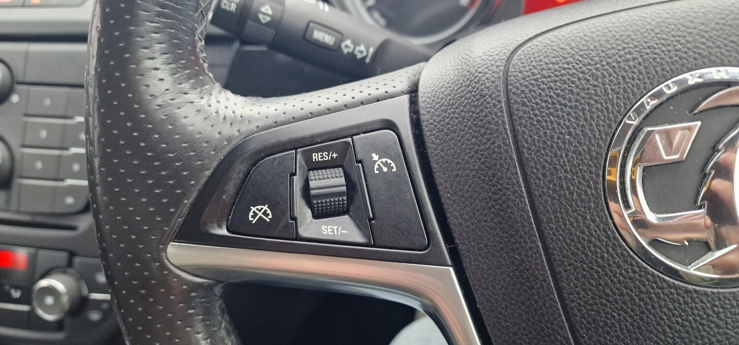 Used Vauxhall Insignia 2011 for sale - 77904288: Photo 14