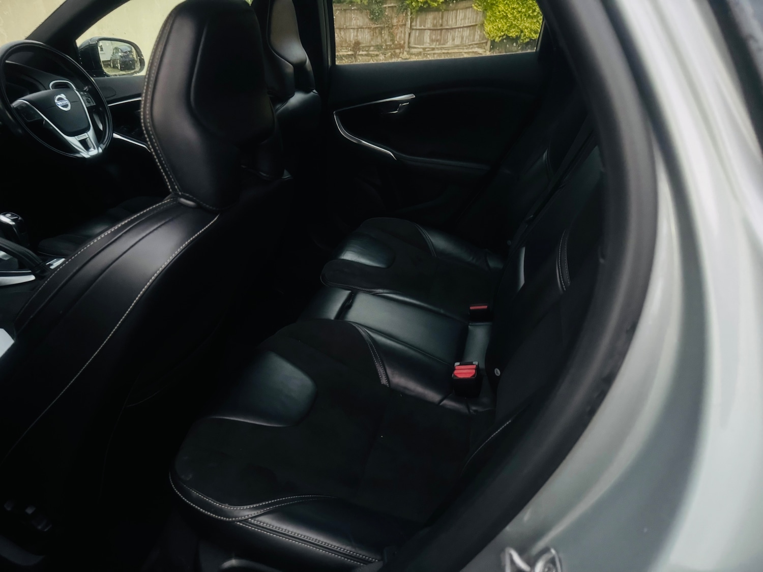 Used Volvo V40 2015 for sale - 76972925: Photo 5