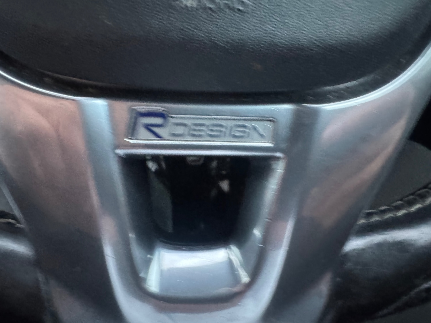 Used Volvo V40 2015 for sale - 76972925: Photo 7