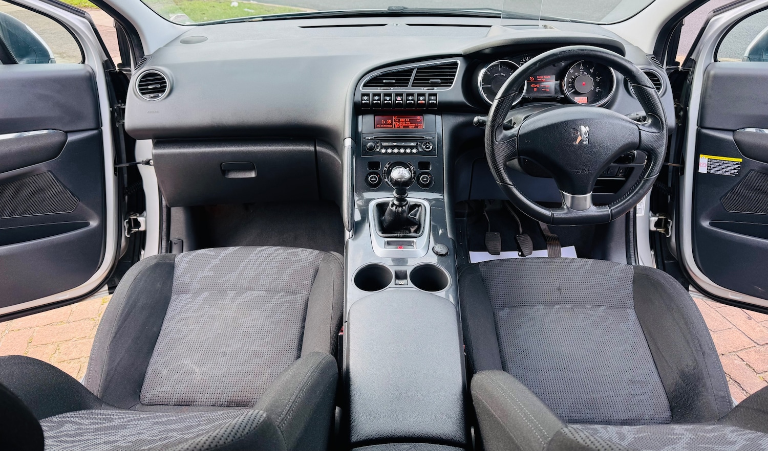 Used Peugeot 3008 2010 for sale - 77200827: Photo 27