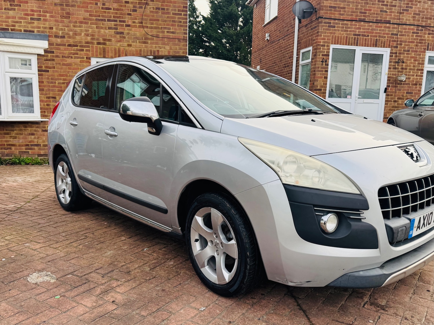 Used Peugeot 3008 2010 for sale - 77200827: Photo 5