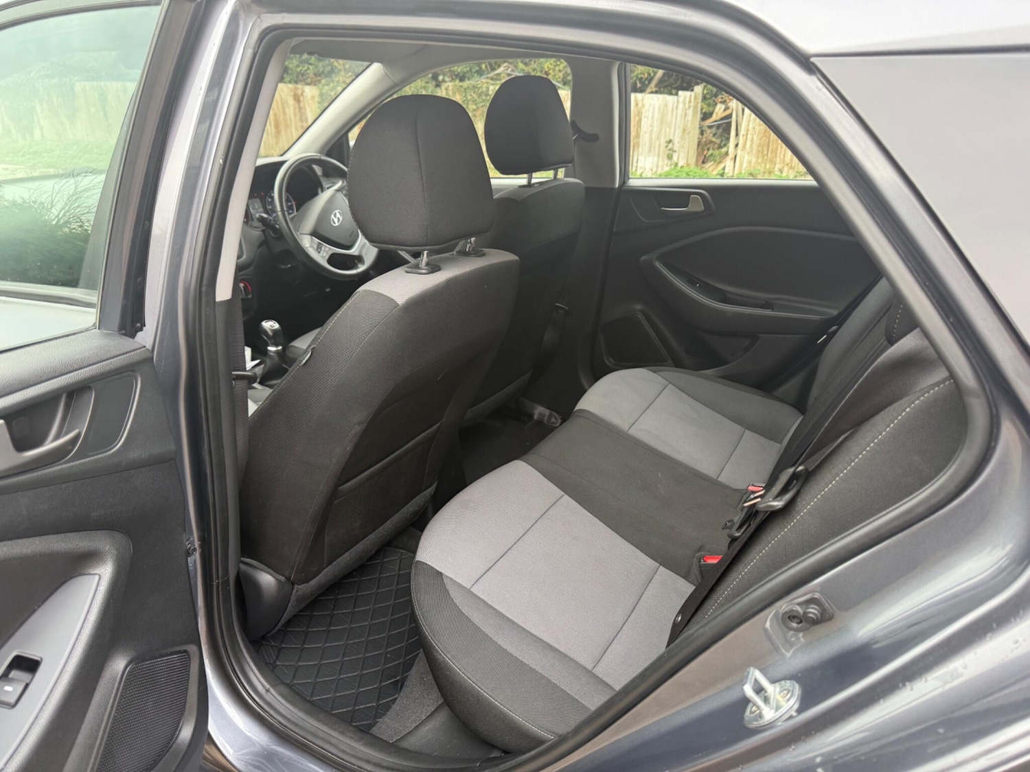 Used Hyundai i20 2018 for sale - 76449674: Photo 26