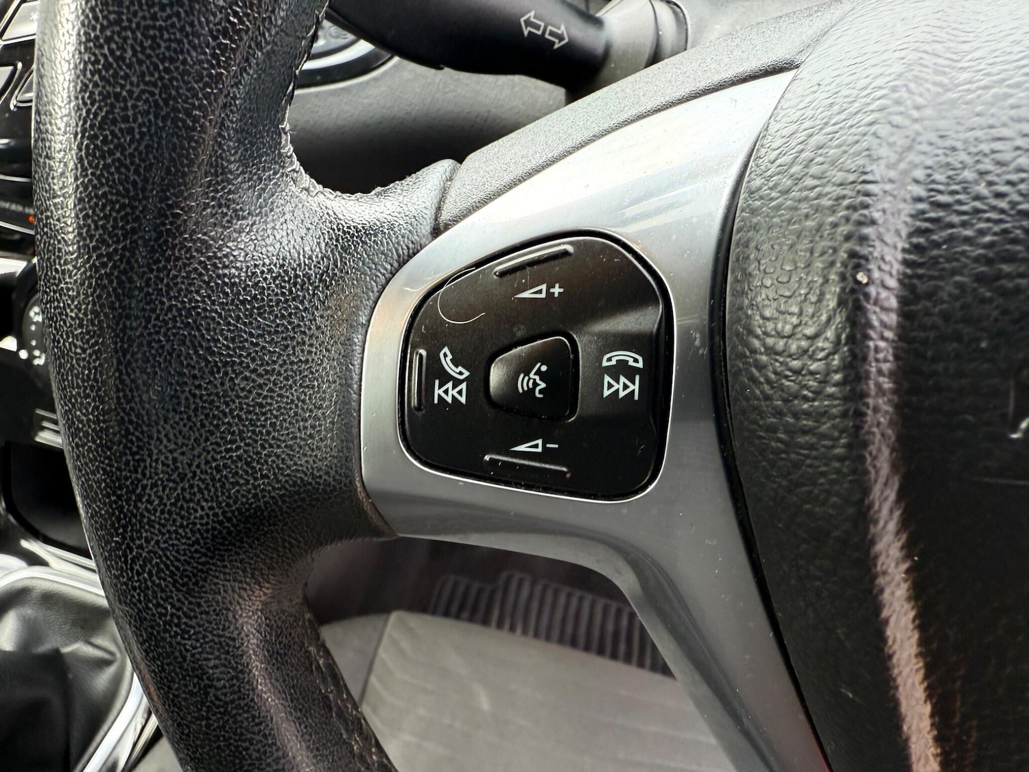 Used Ford Fiesta 2014 for sale - 76449679: Photo 23