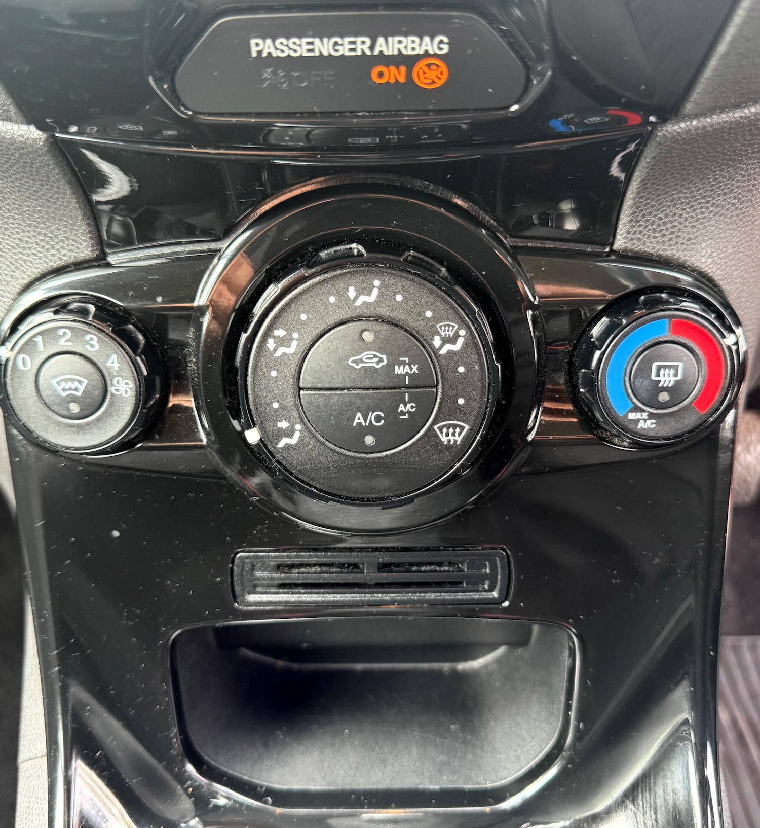 Used Ford Fiesta 2014 for sale - 76449679: Photo 38