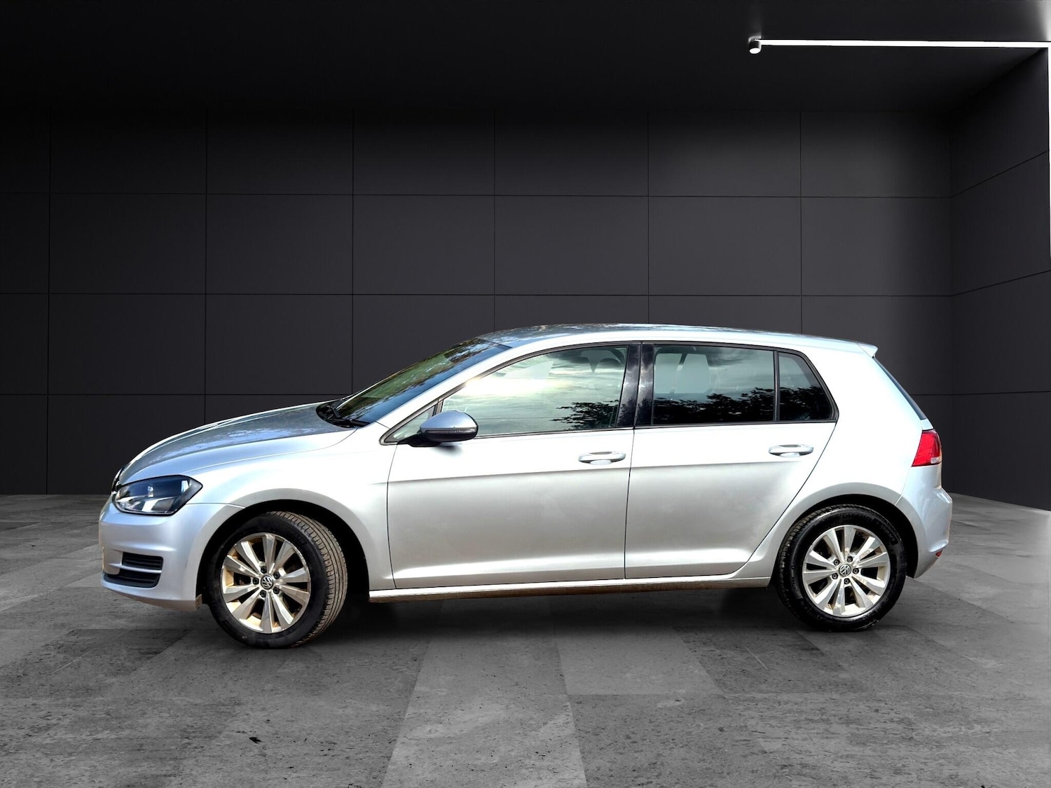 Used Volkswagen Golf 2013 for sale - 76449677: Photo 10