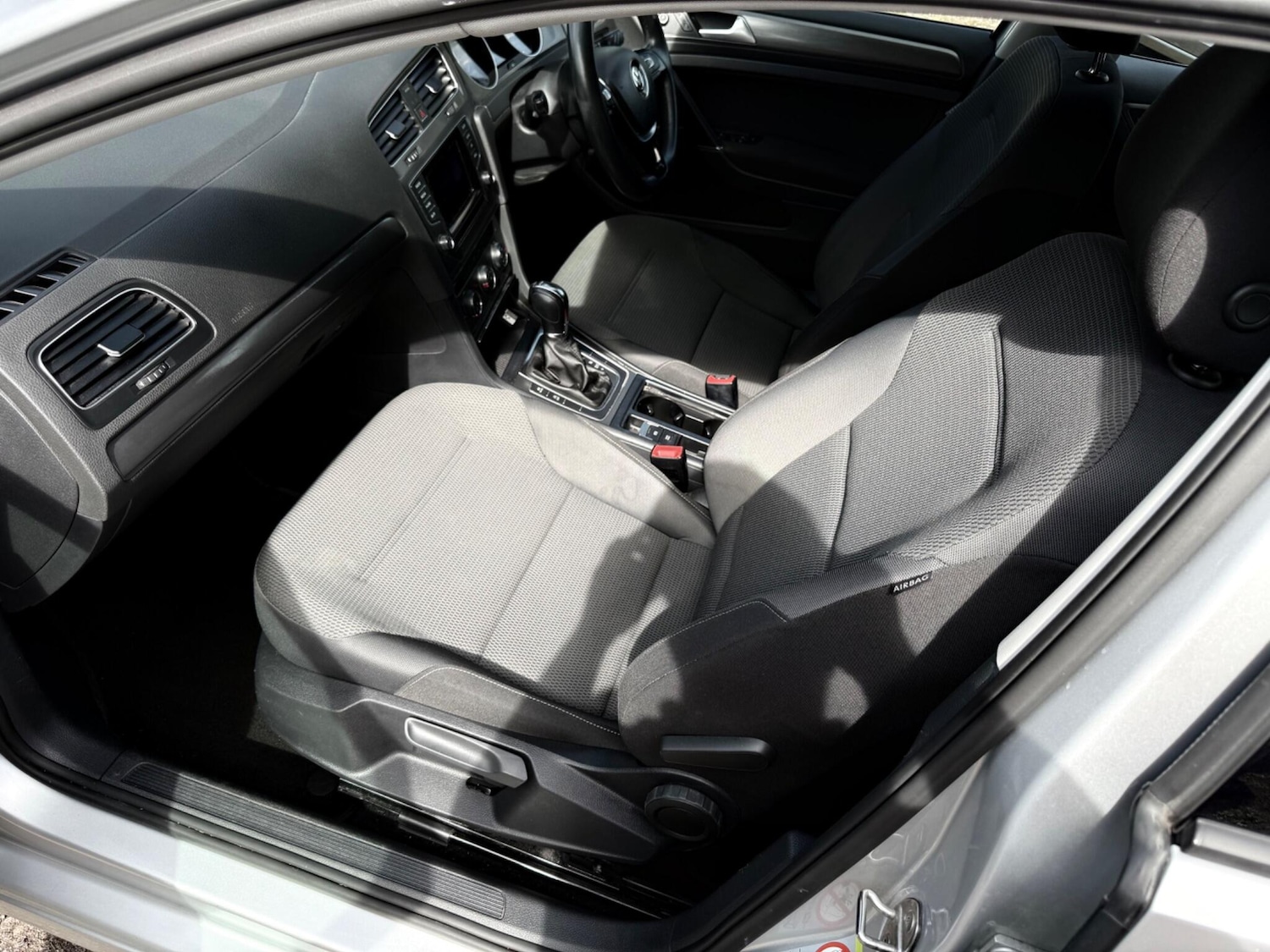 Used Volkswagen Golf 2013 for sale - 76449677: Photo 36