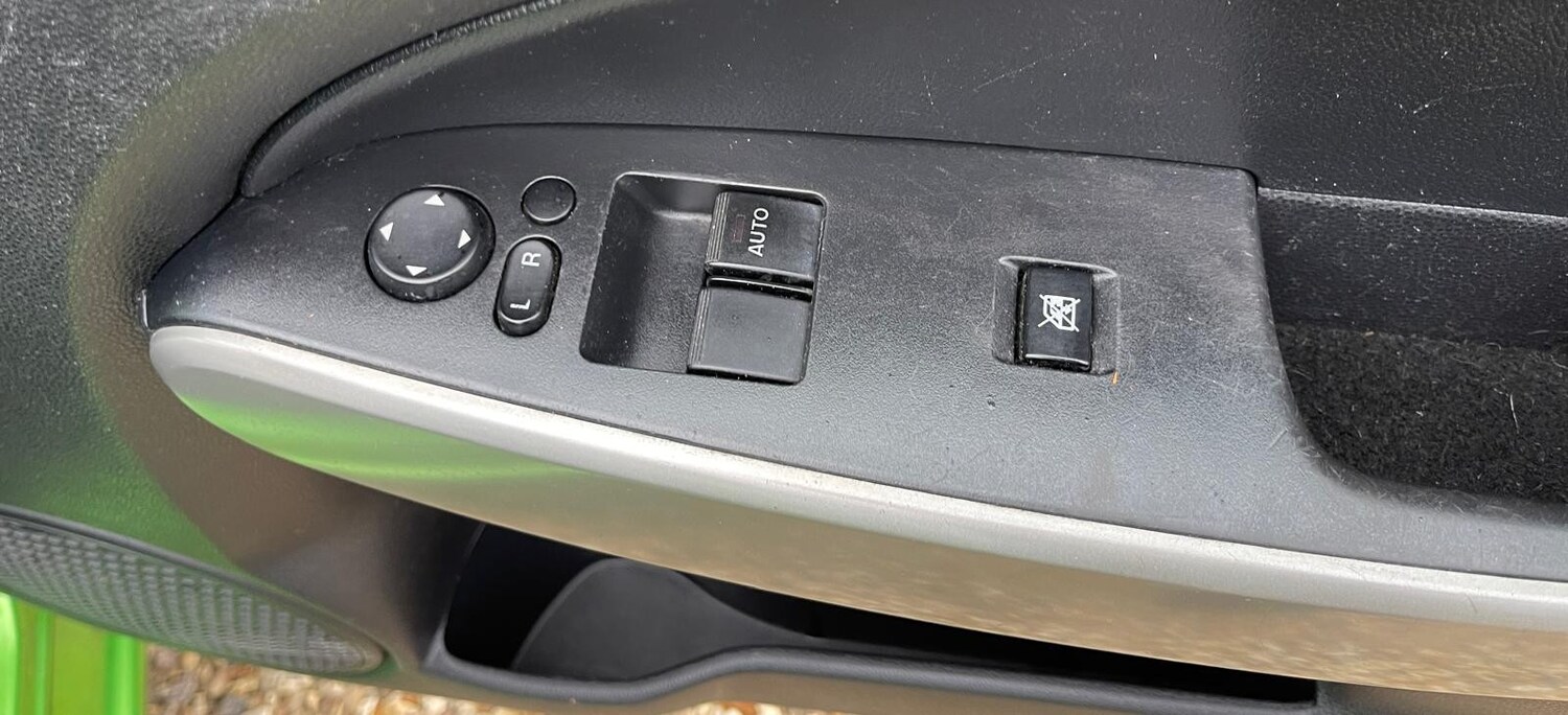 Used Mazda Mazda2 2010 for sale - 77855832: Photo 18