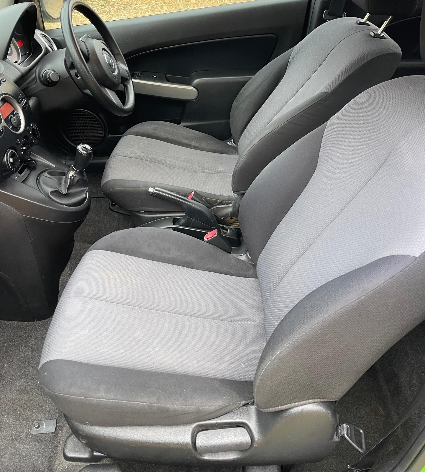 Used Mazda Mazda2 2010 for sale - 77855832: Photo 21