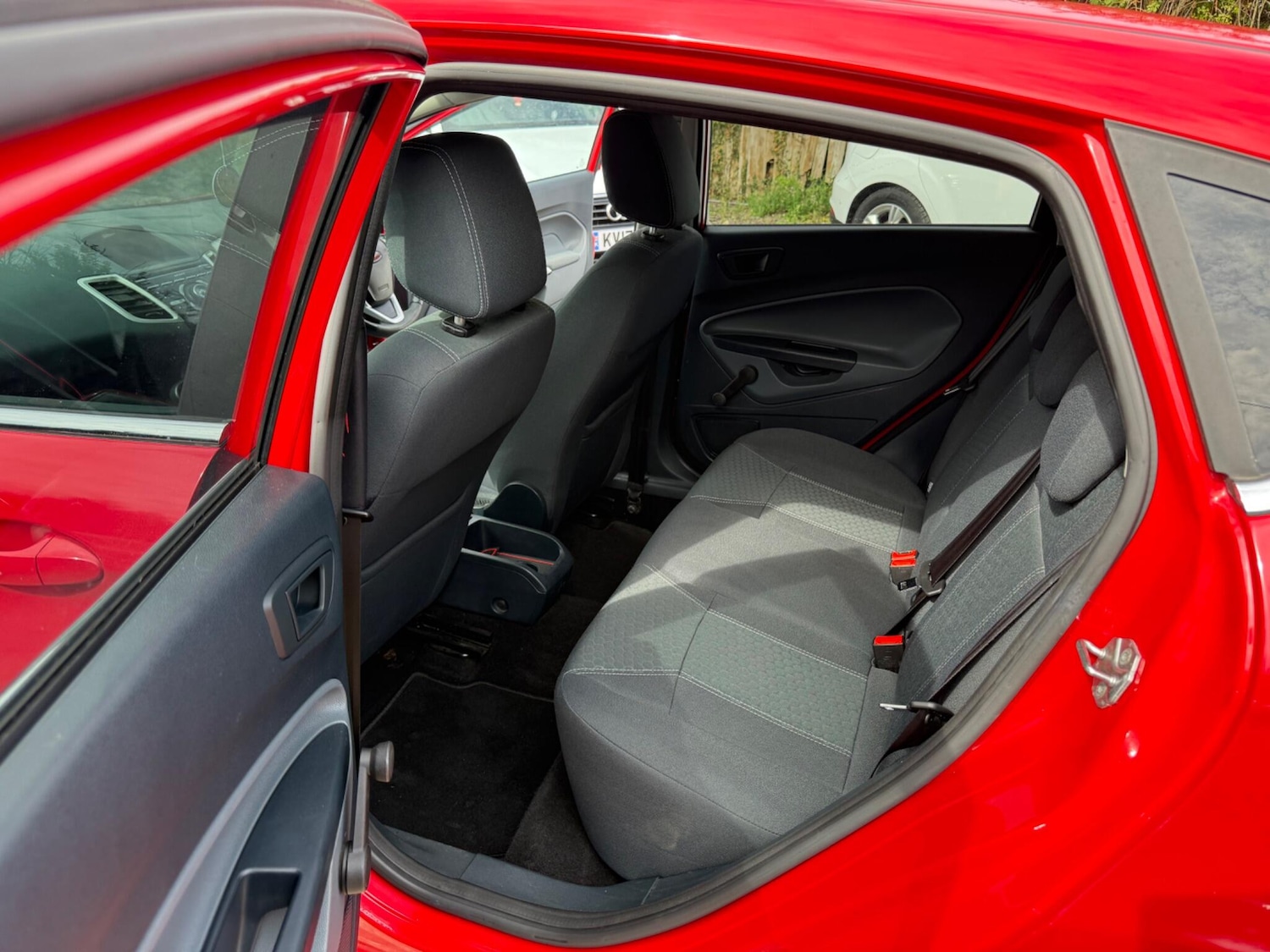 Used Ford Fiesta 2011 for sale - 76449670: Photo 20