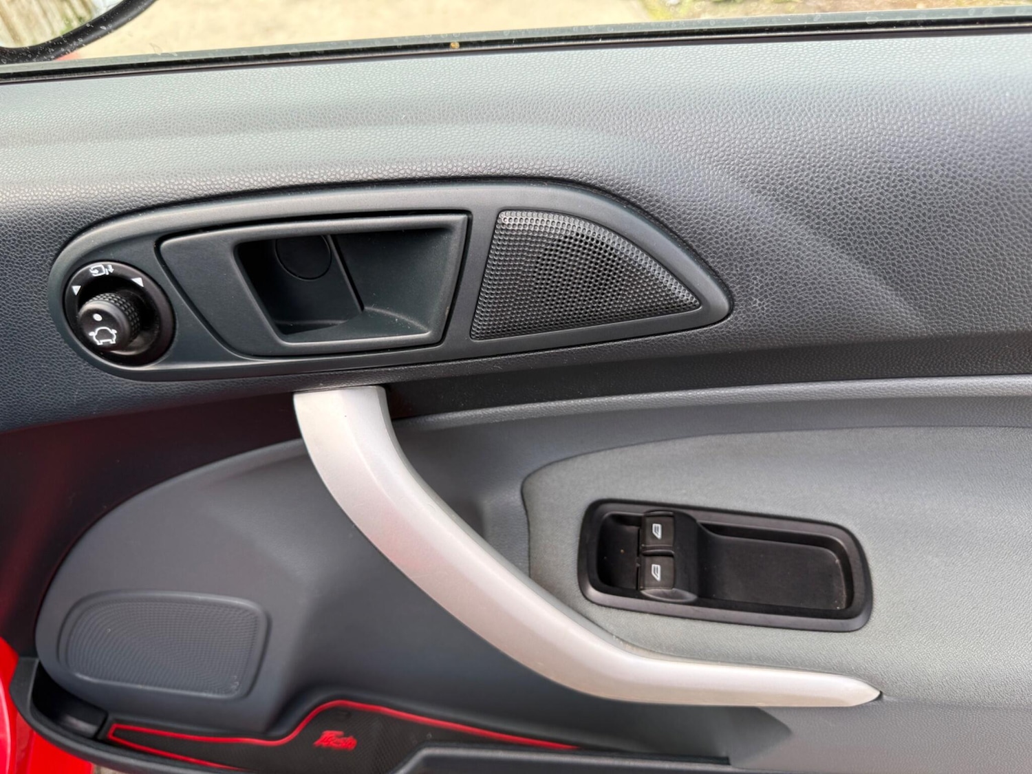 Used Ford Fiesta 2011 for sale - 76449670: Photo 37