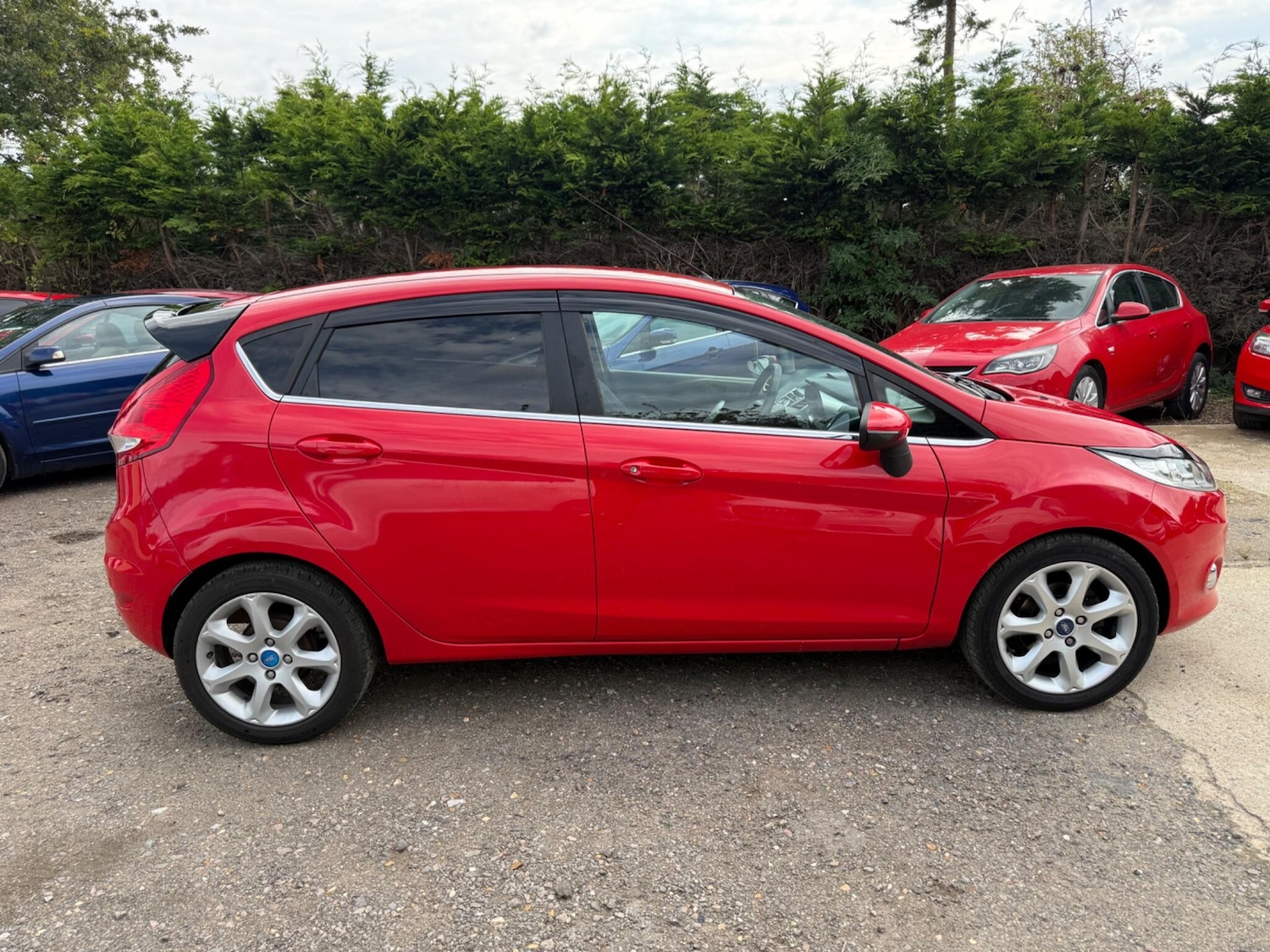 Used Ford Fiesta 2011 for sale - 76449670: Photo 9