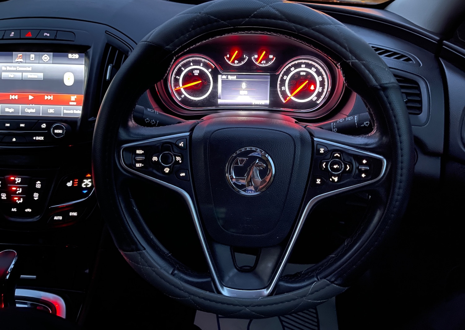 Used Vauxhall Insignia 2013 for sale - 77648288: Photo 17