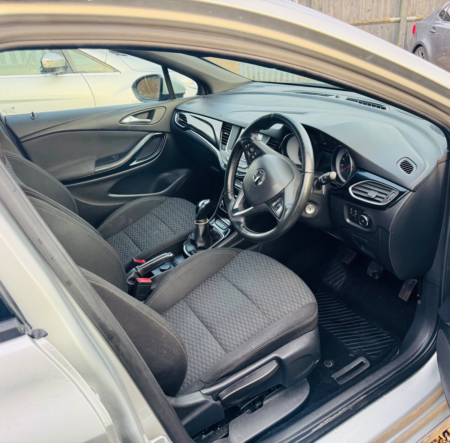 Used Vauxhall Astra 2017 for sale - 77648275: Photo 20