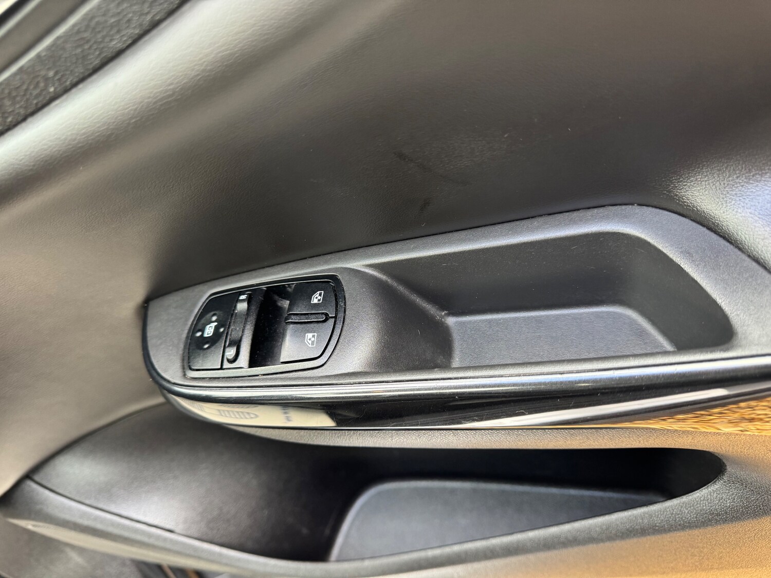 Used Vauxhall Corsa 2016 for sale - 77648276: Photo 30