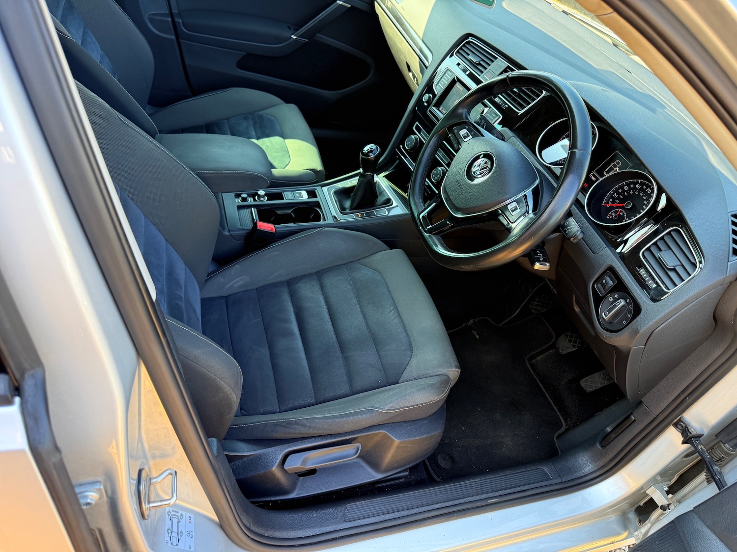 Used Volkswagen Golf 2013 for sale - 77951688: Photo 16