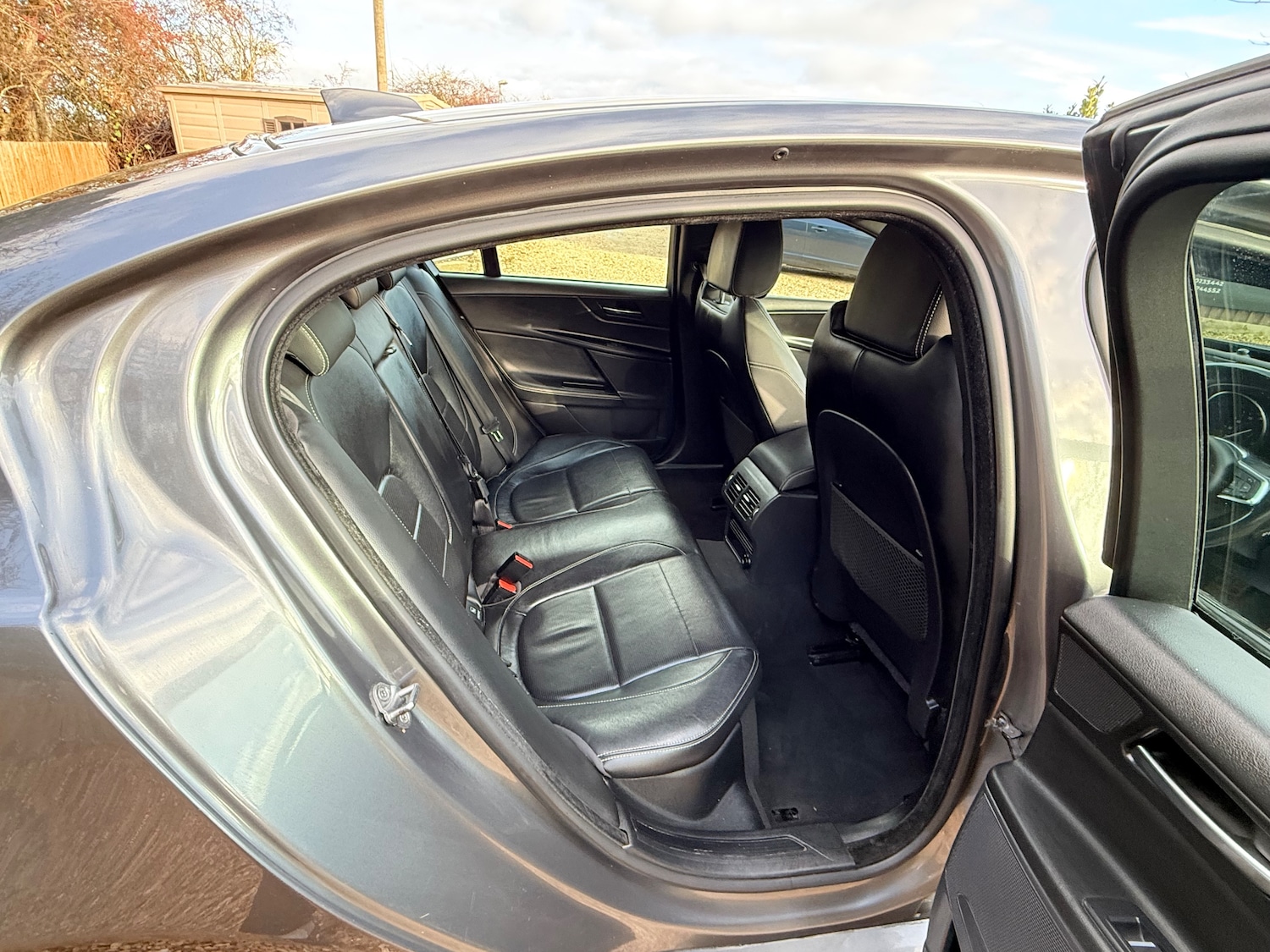 Used Jaguar XE 2019 for sale - 77134057: Photo 21