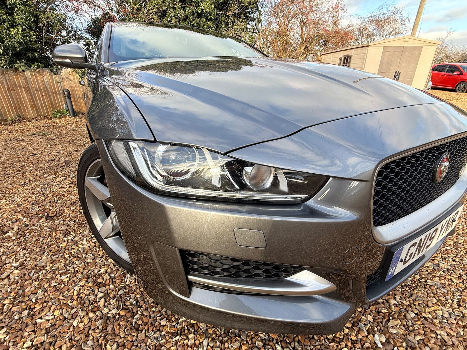 Used Jaguar XE 2019 for sale - 77134057: Photo 3