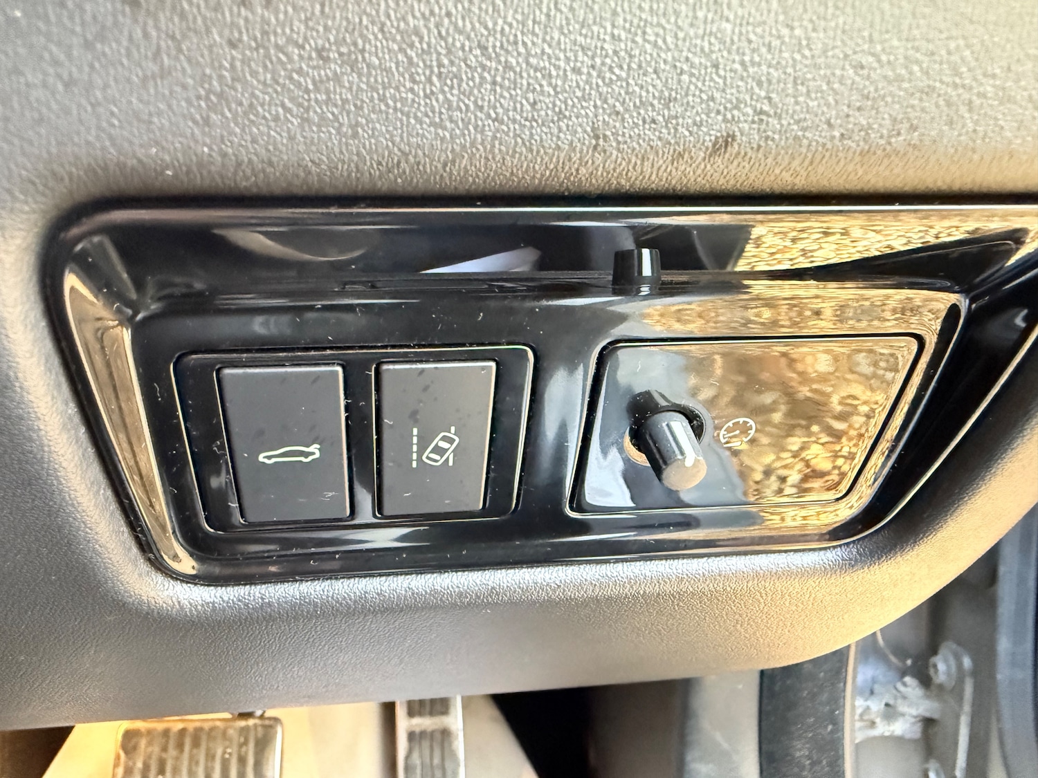 Used Jaguar XE 2019 for sale - 77134057: Photo 36