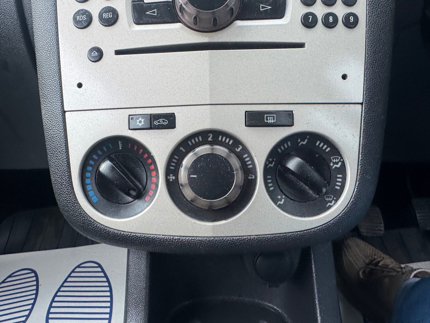 Used Vauxhall Corsa 2008 for sale - 77648267: Photo 18