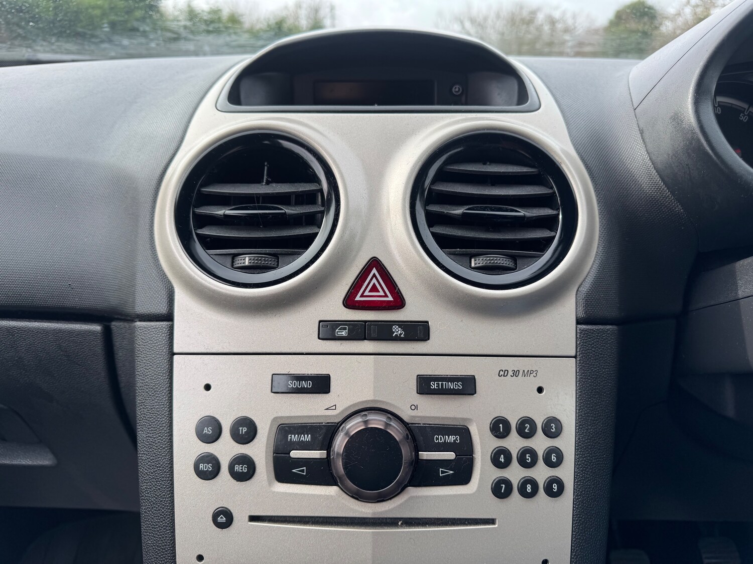 Used Vauxhall Corsa 2008 for sale - 77648267: Photo 19