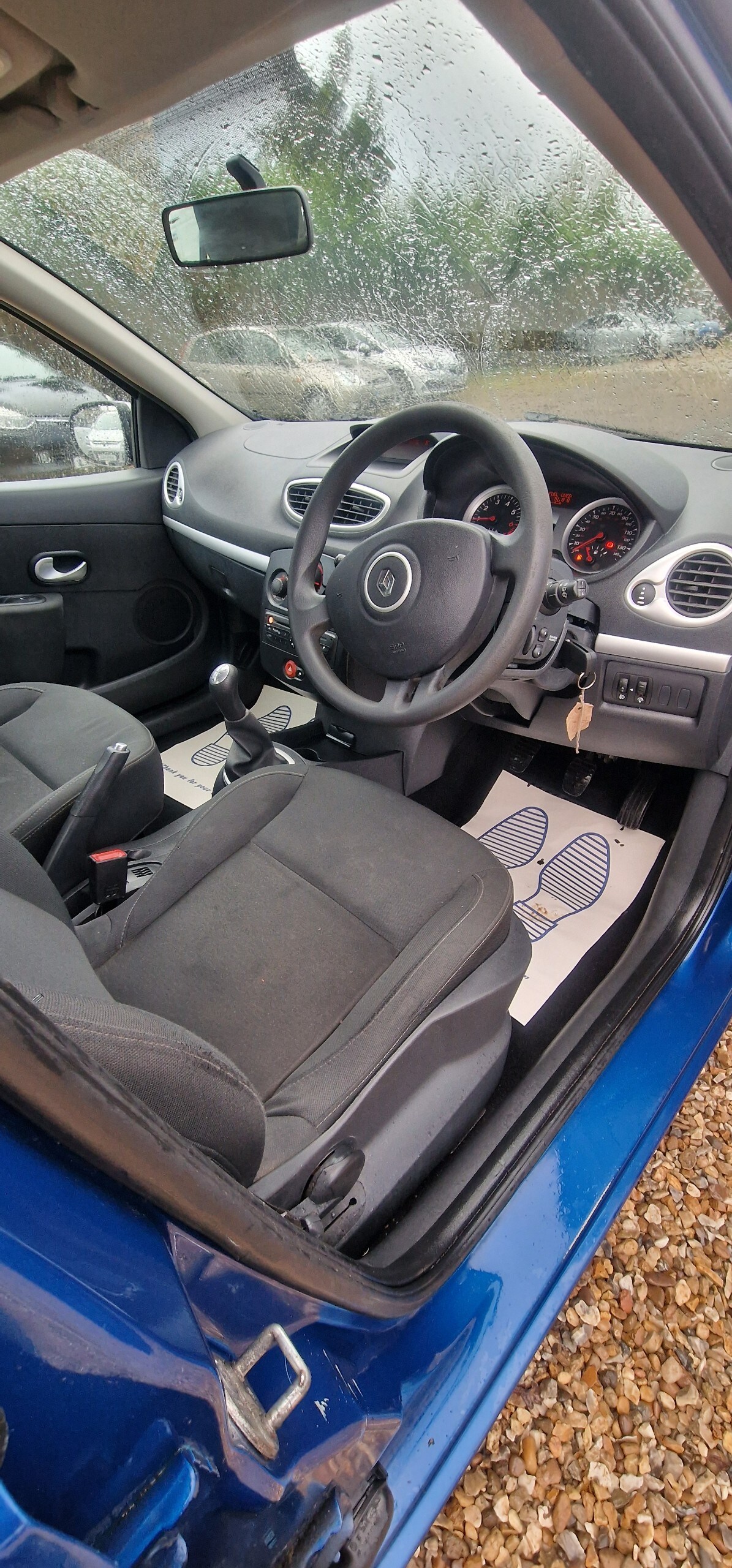 Used Renault Clio 2010 for sale - 77648278: Photo 14