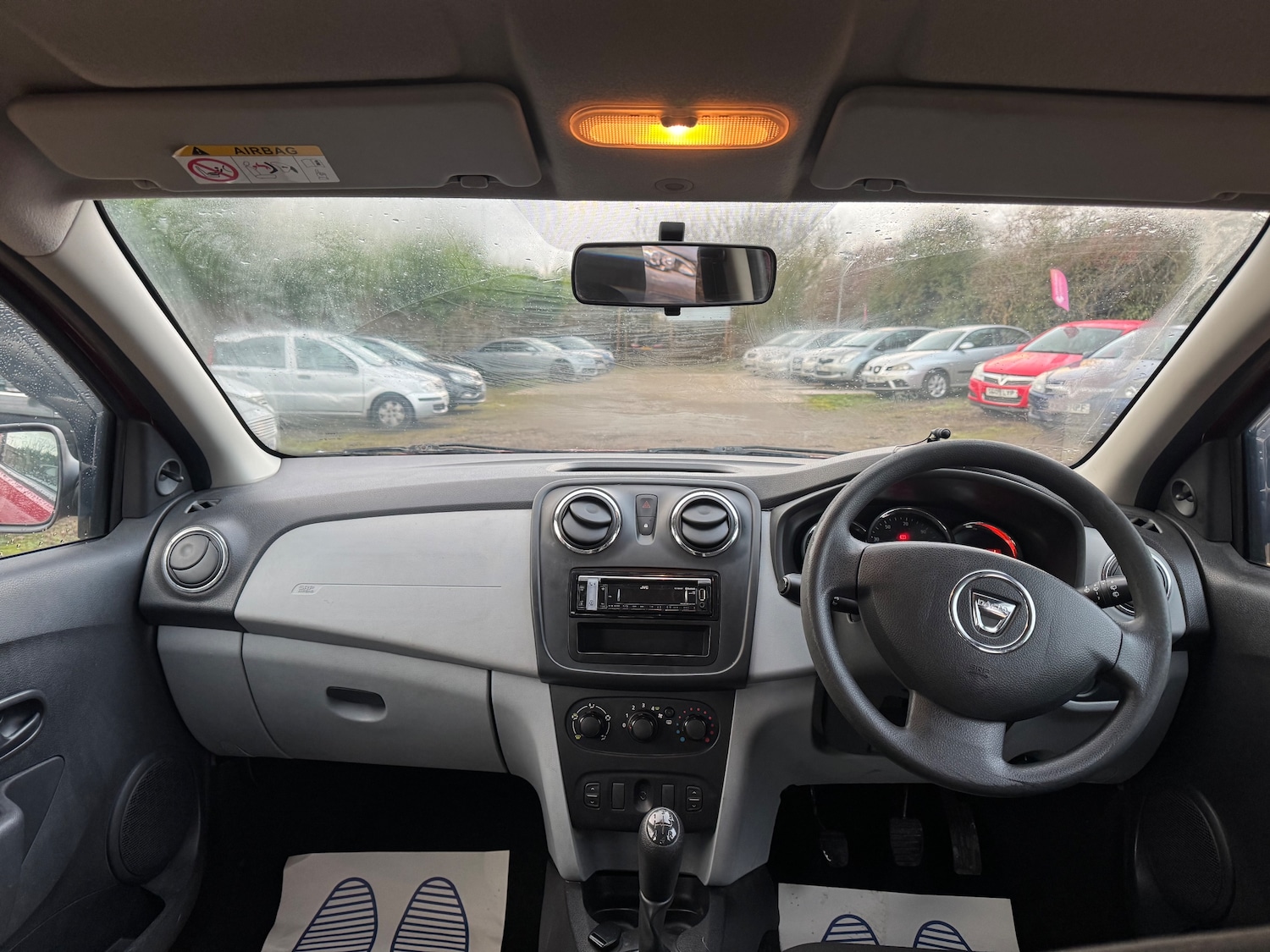 Used Dacia Sandero 2013 for sale - 77307759: Photo 11