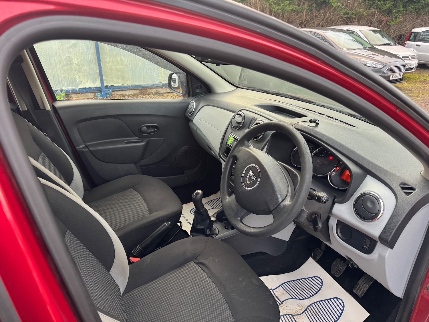 Used Dacia Sandero 2013 for sale - 77307759: Photo 19