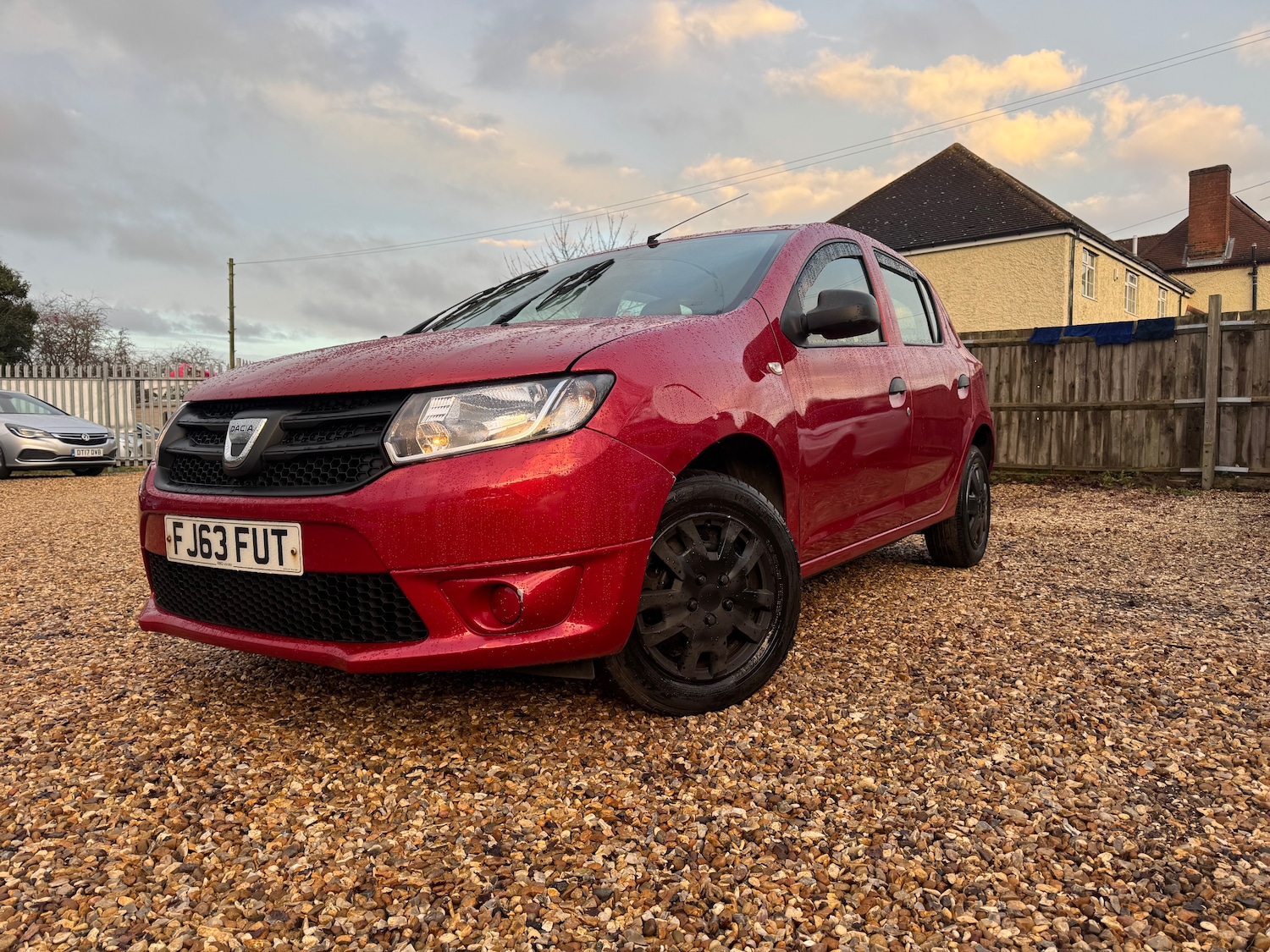 Used Dacia Sandero 2013 for sale - 77307759: Photo 2