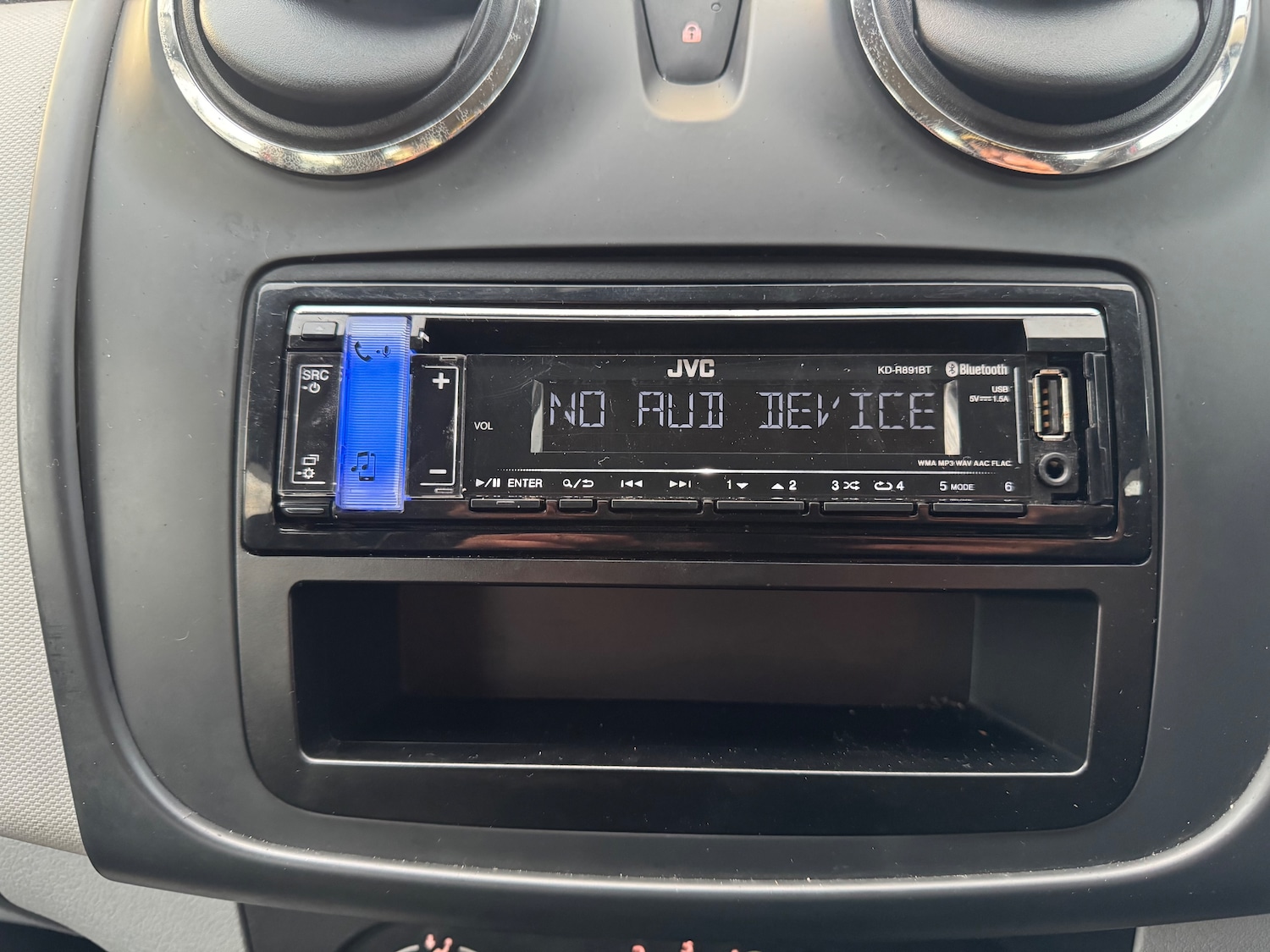 Used Dacia Sandero 2013 for sale - 77307759: Photo 20