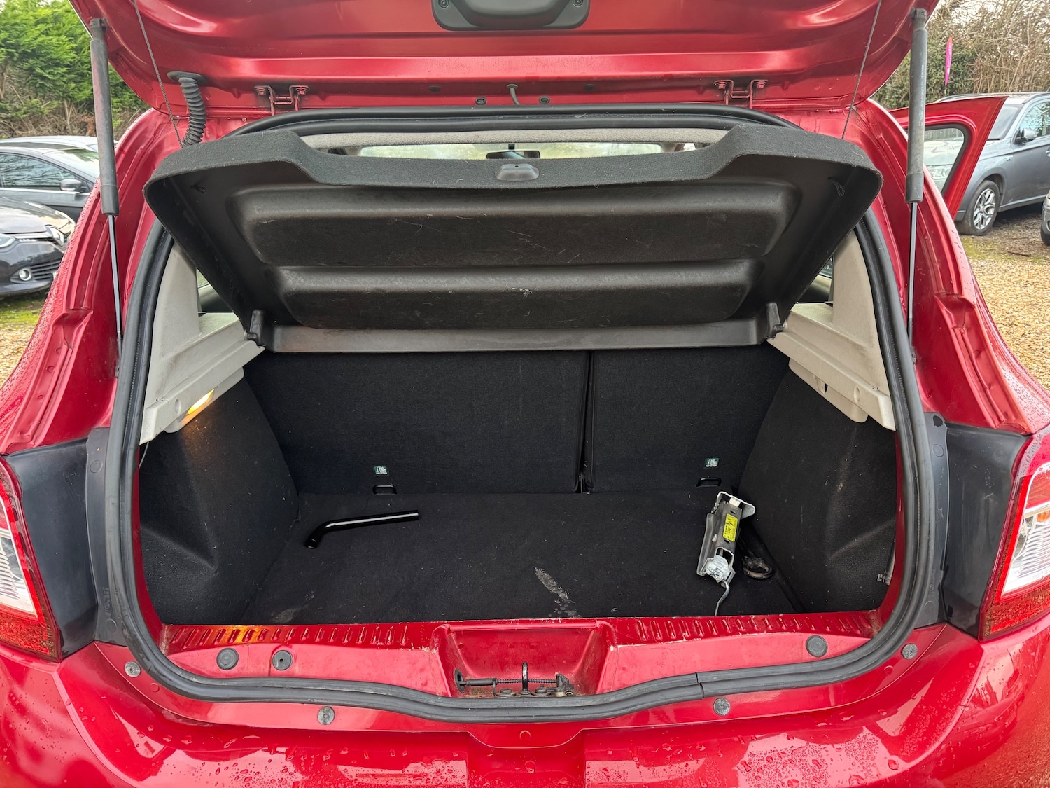 Used Dacia Sandero 2013 for sale - 77307759: Photo 25