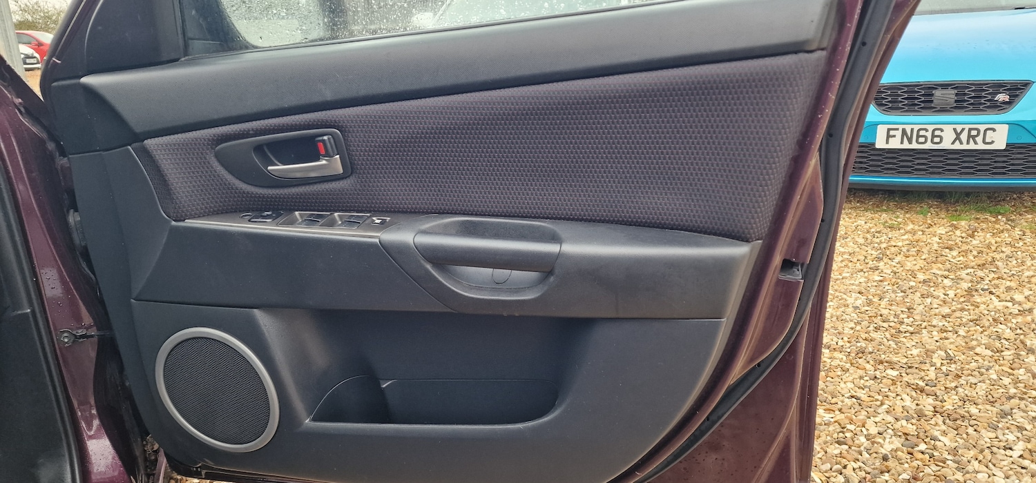 Used Mazda Mazda3 2007 for sale - 77927523: Photo 29