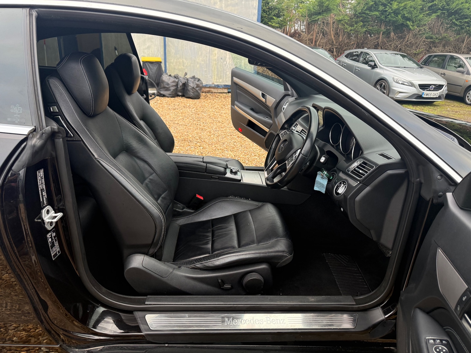 Used Mercedes-Benz E Class 2014 for sale - 77373144: Photo 19